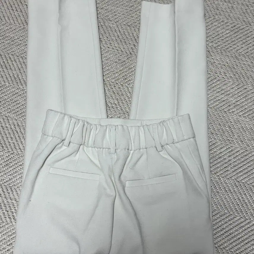 [BUNJANG] Coups Ivory Winter Slacks / Coups 아이보리 겨울 바지