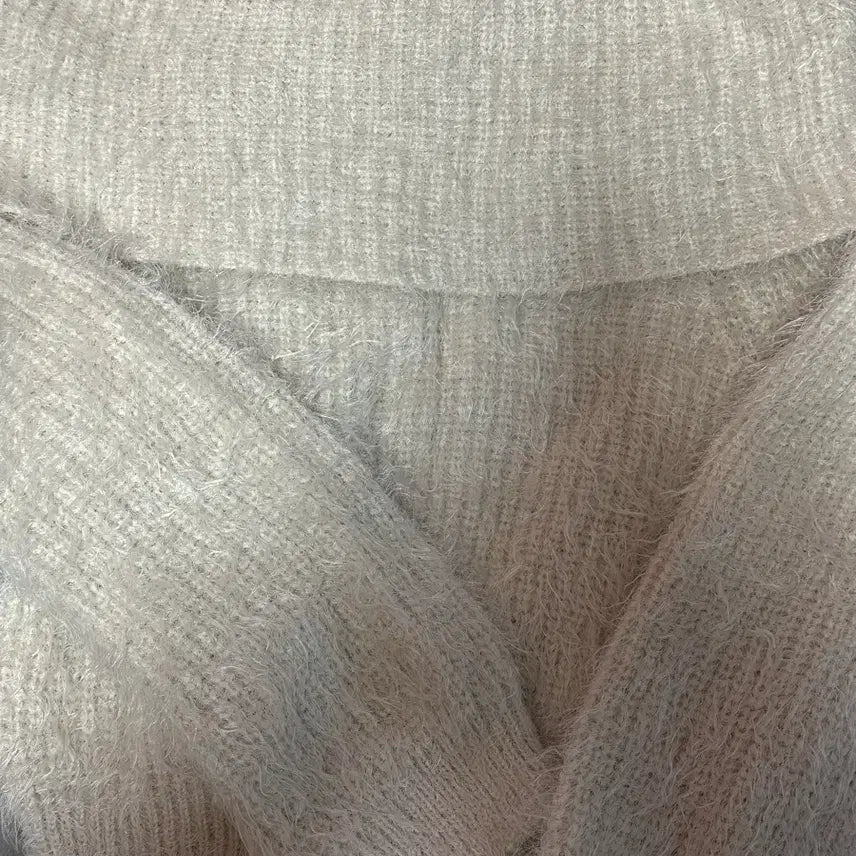 [BUNJANG] Ably Off-Shoulder Knit Top / 에이블리옷. 오프숄더 니트