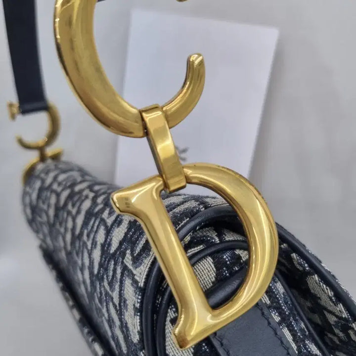 [BUNJANG] Dior Oblique Saddle Medium Shoulder Bag / 디올 오블리크 새들백 미듐 숄더백 M0446CTZQ M928