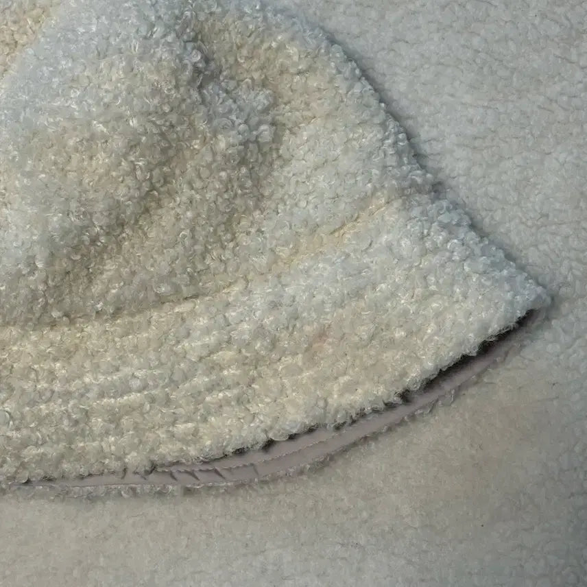 [BUNJANG] Epigram Reversible Bucket Hat / [epigram] 에피그램 리버시블 버킷햇