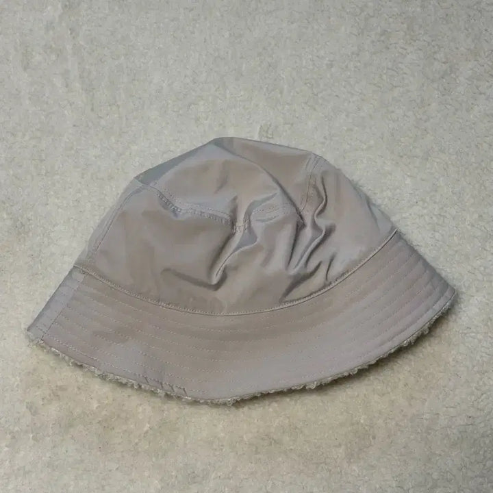 [BUNJANG] Epigram Reversible Bucket Hat / [epigram] 에피그램 리버시블 버킷햇