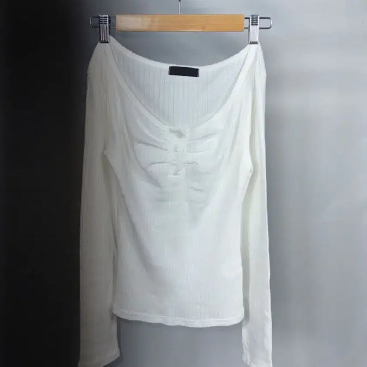 [BUNJANG] Doki Doki Studio Shirring Button T-Shirt / 더키키스튜디오 shirring button T-shirts