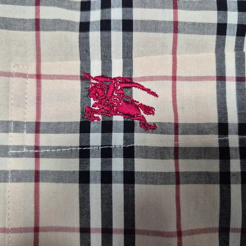 [BUNJANG] Burberry Blue Label Nova Check Shirt L (100) / 버버리 블루라벨 카메 노바체크 셔츠 L(100)