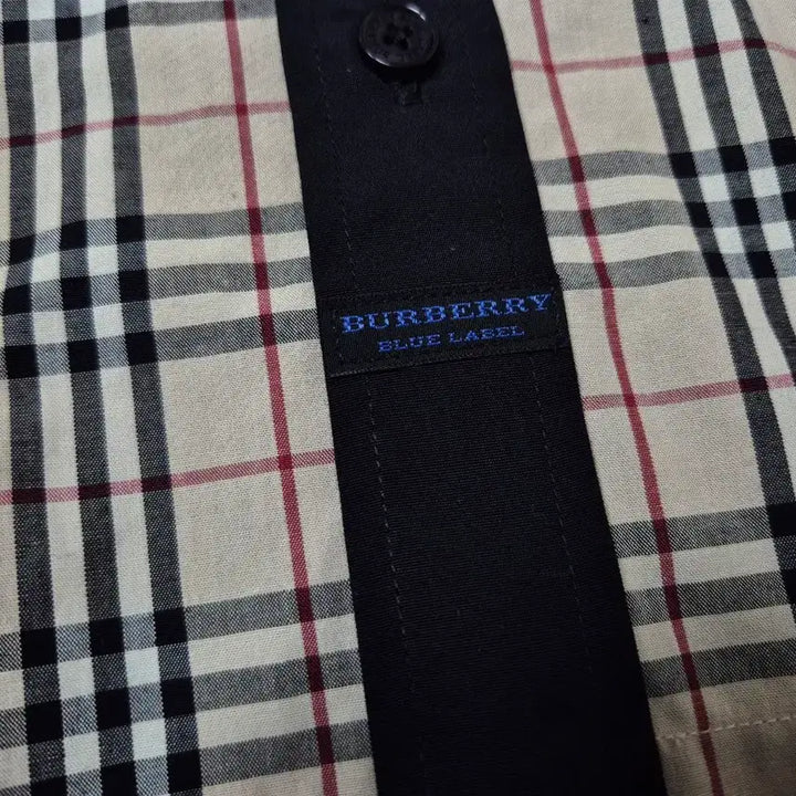 [BUNJANG] Burberry Blue Label Nova Check Shirt L (100) / 버버리 블루라벨 카메 노바체크 셔츠 L(100)