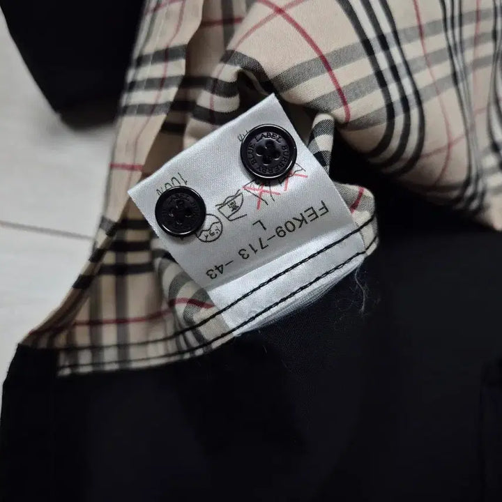 [BUNJANG] Burberry Blue Label Nova Check Shirt L (100) / 버버리 블루라벨 카메 노바체크 셔츠 L(100)