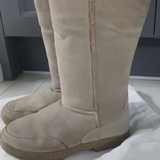 [BUNJANG] UGG Ultra Tall Long Boots (W6) / UGG 어그 울트라 톨 롱 부츠 W6 (230mm)