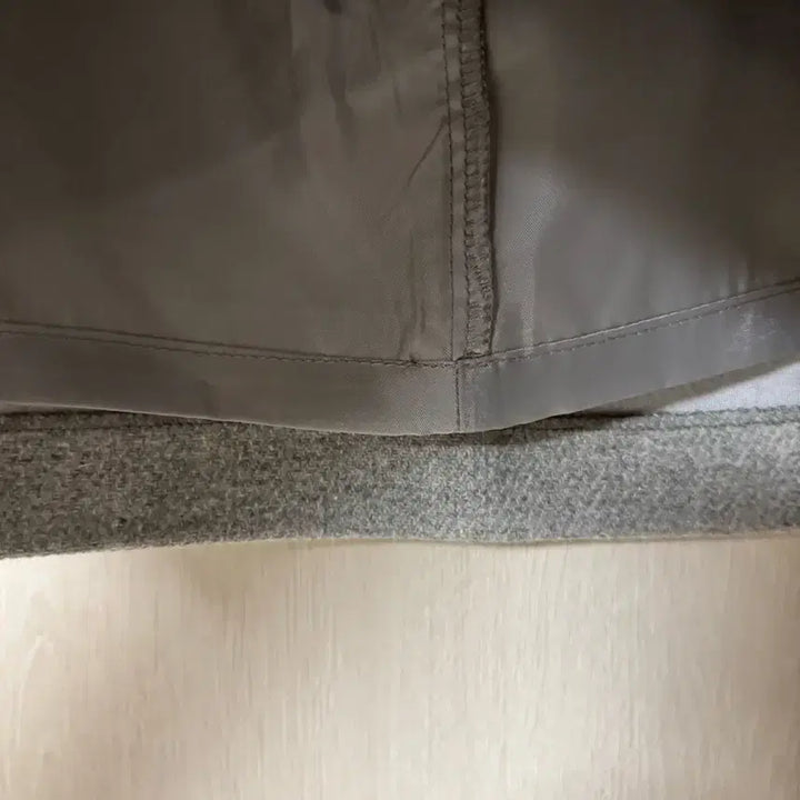 [BUNJANG] Gray Leather Touch Midi Skirt / (새상품) 그레이 울터치 가죽스트리밍 스커트 M