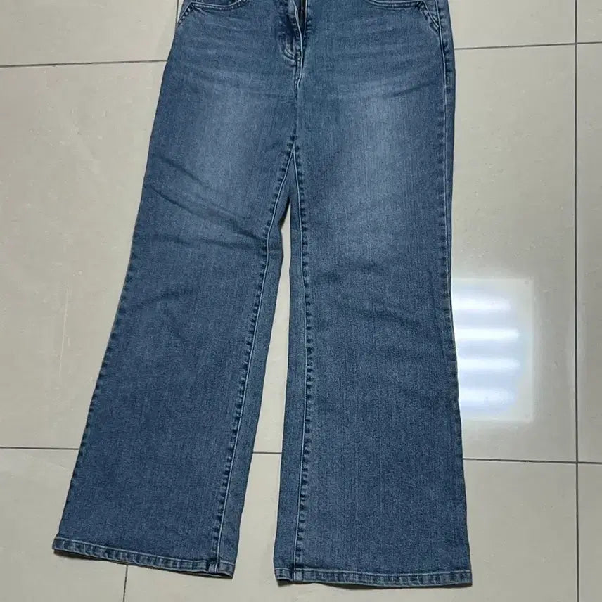 [BUNJANG] Sisley High-Waist Jeans / 시슬리 청바지 (66-55)