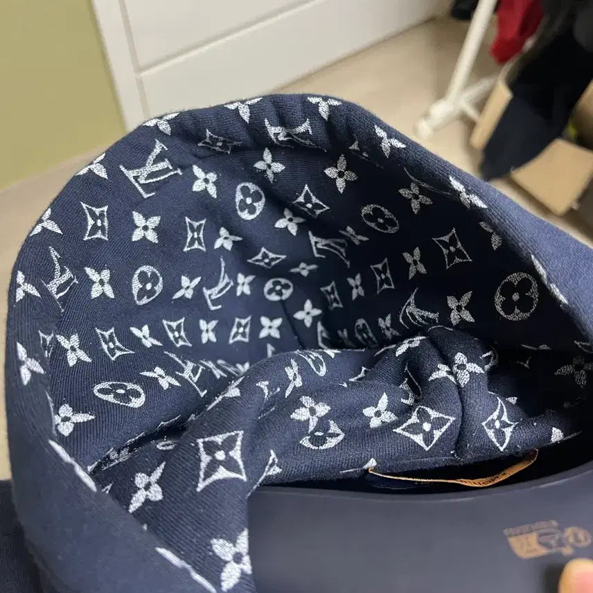 [BUNJANG] Louis Vuitton Hoodie / 루이비통후드티