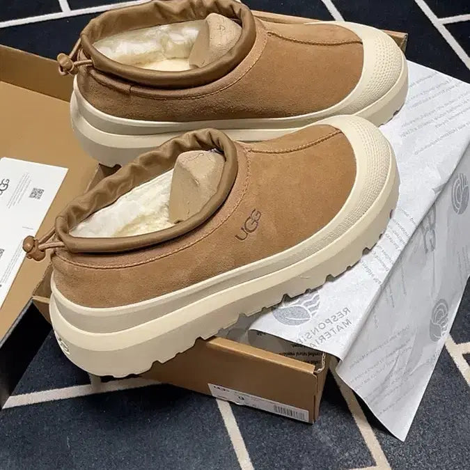 [BUNJANG] UGG Tasman Weather Hybrid Chestnut Whitecap / 어그 타스만 웨더 하이브리드 체스트넛 화이트캡