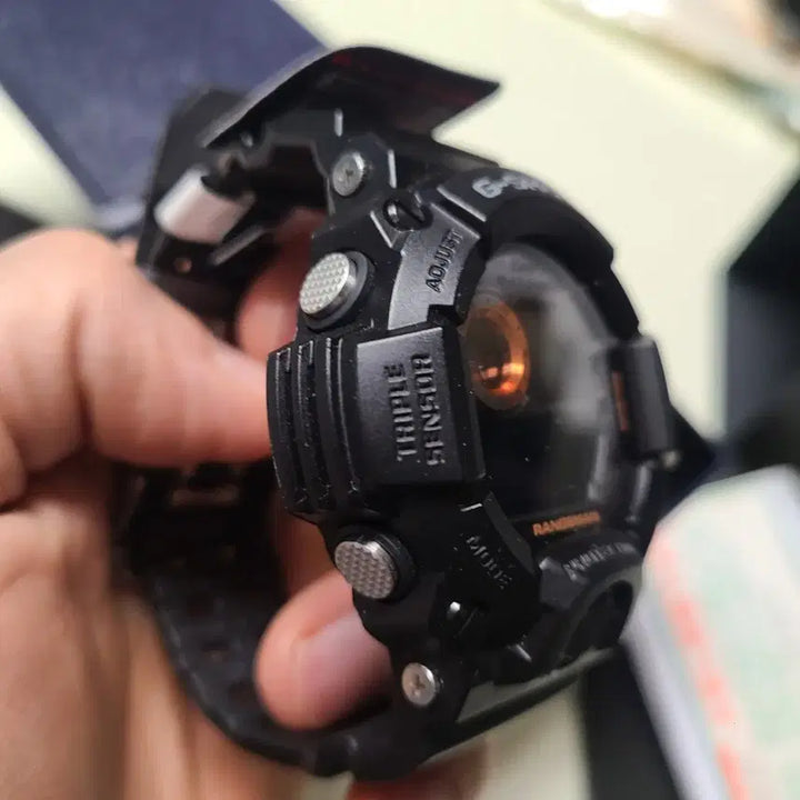 [BUNJANG] G-Shock Rangeman Watch / 지샥 gw-9400bj-1jf 레인지맨 (구냥이)