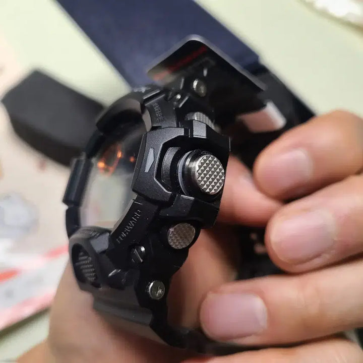 [BUNJANG] G-Shock Rangeman Watch / 지샥 gw-9400bj-1jf 레인지맨 (구냥이)