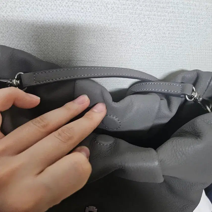 [BUNJANG] Vunque Crossbody Bag - Shadow Gray / 분크 크로스백(정가25만원)
