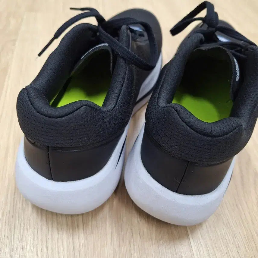 [SOLD OUT] 스케쳐스  맥스 쿠셔닝 220723 (270size)