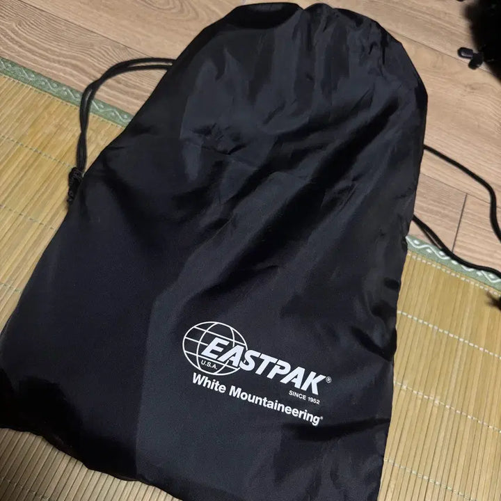 [BUNJANG] Eastpak White Mountaineering Vest Bag / 이스트팩 화이트 마운티니어링 베스트 백