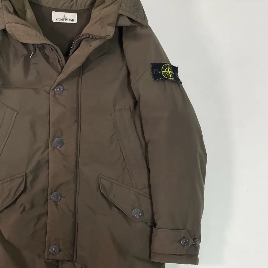 [BUNJANG] 18fw 스톤아일랜드 마이크로랩스 후드 다운패딩 (on.55) / 18fw 스톤아일랜드 마이크로랩스 후드 다운패딩 (on.55)
