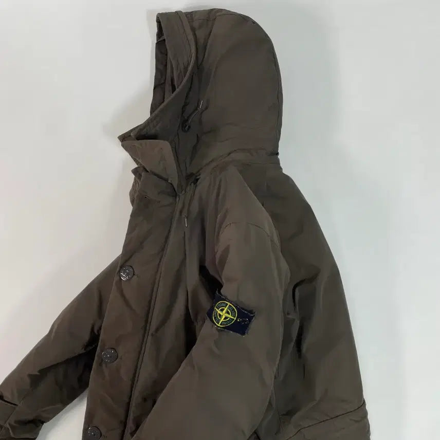 [BUNJANG] 18fw 스톤아일랜드 마이크로랩스 후드 다운패딩 (on.55) / 18fw 스톤아일랜드 마이크로랩스 후드 다운패딩 (on.55)