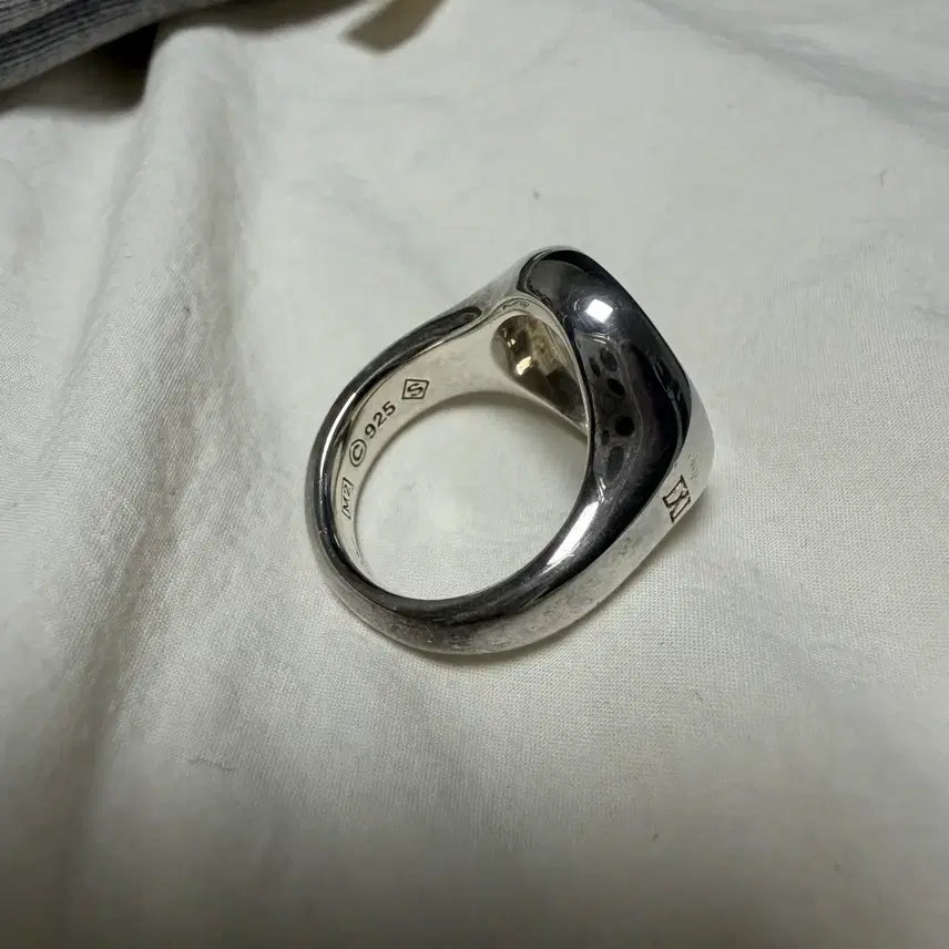 [BUNJANG] Hubig Haro Park Hyo Shin V Ring / 허비그하로 박효신 굿즈 V ring