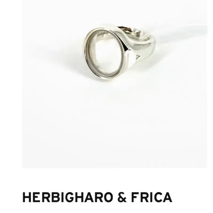 [BUNJANG] Hubig Haro Park Hyo Shin V Ring / 허비그하로 박효신 굿즈 V ring