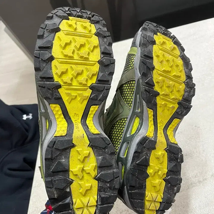 [BUNJANG] K2 Olive Hiking Boots / K2 등산화 트레킹화 올리브색