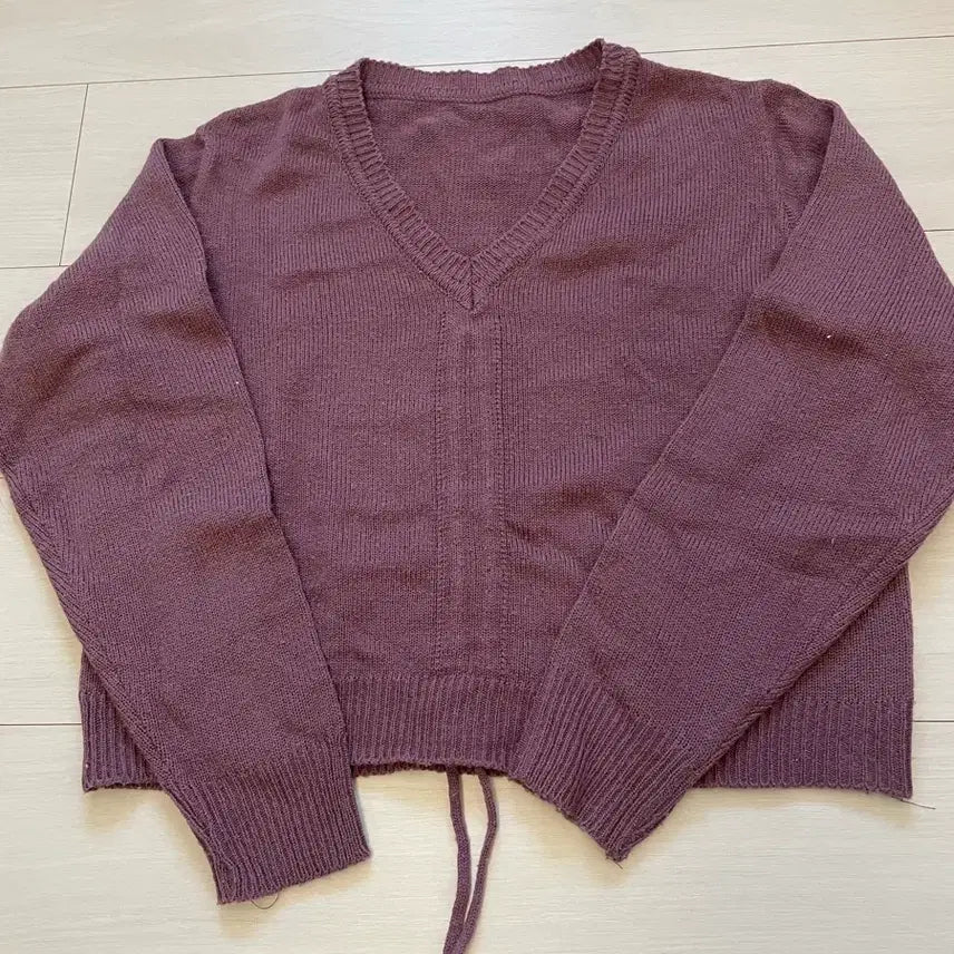 [BUNJANG] V-neck Purple Knit Top / 셔링 브이넥 퍼플 니트