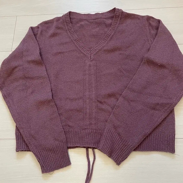 [BUNJANG] V-neck Purple Knit Top / 셔링 브이넥 퍼플 니트