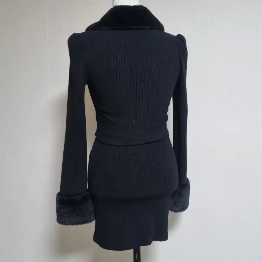 [BUNJANG] Perpoint Gold Cardigan &amp; Skirt Set / 퍼포인트골지가디건+스커트세트셋업