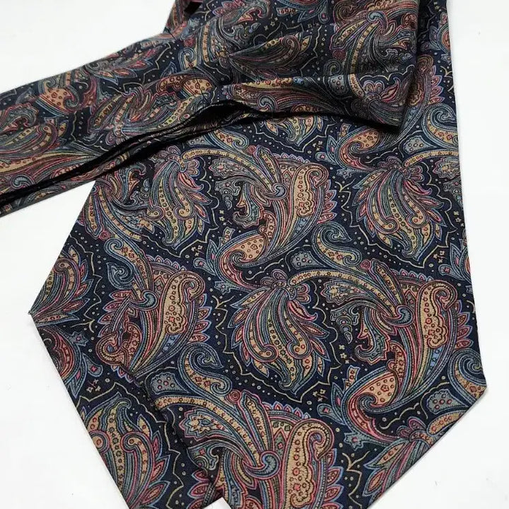 [BUNJANG] Wooyoungmi Solid Homme Paisley Ascot Tie / [미사용]우영미 솔리드 옴므 페이즐리 애스콧타이