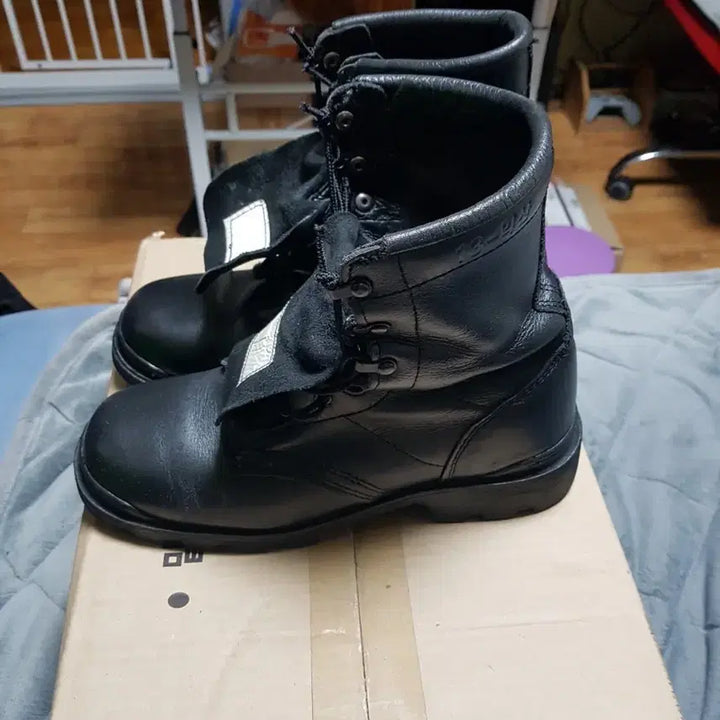 [BUNJANG] Adhesive Combat Boots 255M / 접착식 전투화 군화 255M 판매