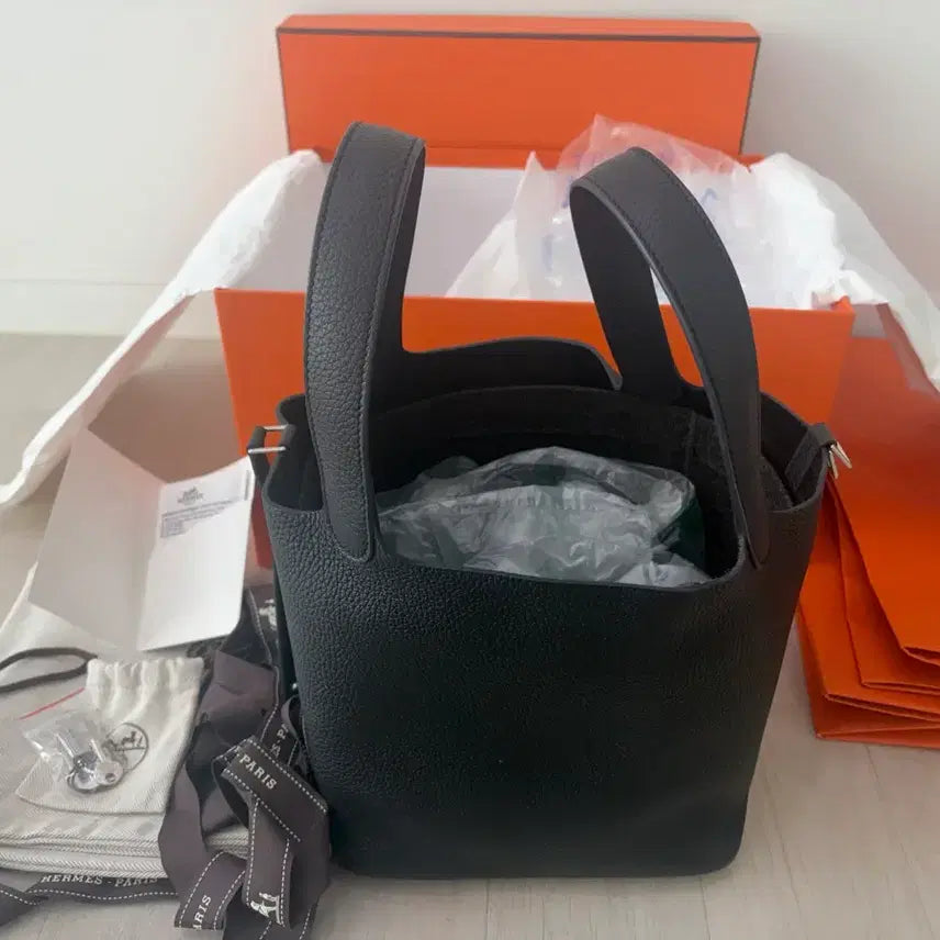 [BUNJANG] Hermes Picotin 22 Noir Black & Silver Handbag / 에르메스 피코탄 22 누아 블랙&은장