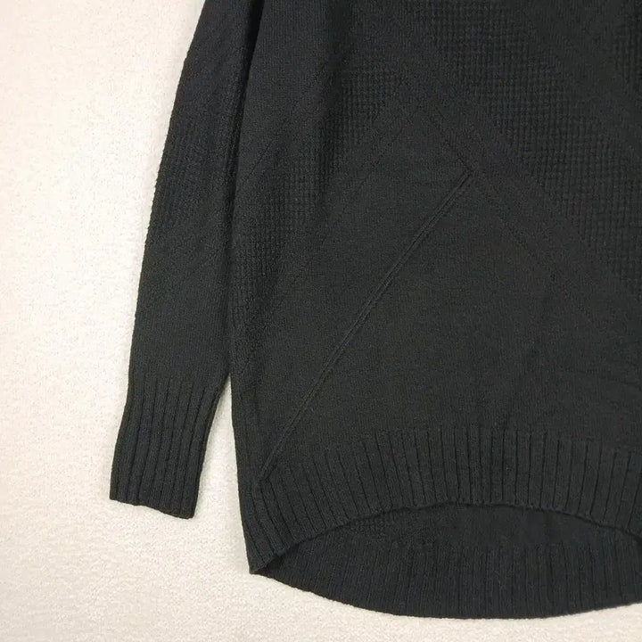 [BUNJANG] Calvin Klein Women's Pattern Knit Sweater (S) / 캘빈클라인 여성 블랙 패턴 니트 스웨터(S)