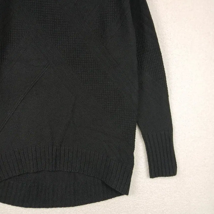 [BUNJANG] Calvin Klein Women's Pattern Knit Sweater (S) / 캘빈클라인 여성 블랙 패턴 니트 스웨터(S)