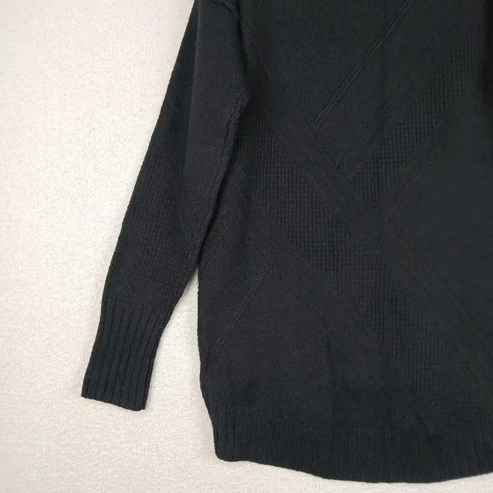 [BUNJANG] Calvin Klein Women's Pattern Knit Sweater (S) / 캘빈클라인 여성 블랙 패턴 니트 스웨터(S)