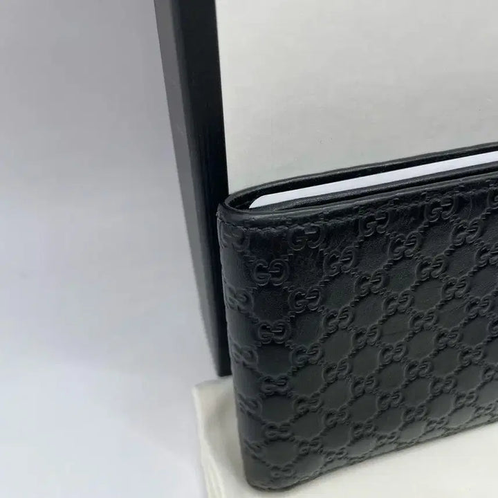 [BUNJANG] Gucci Microguccissima Bi-fold Wallet Black / 구찌 마이크로시마 반지갑 블랙