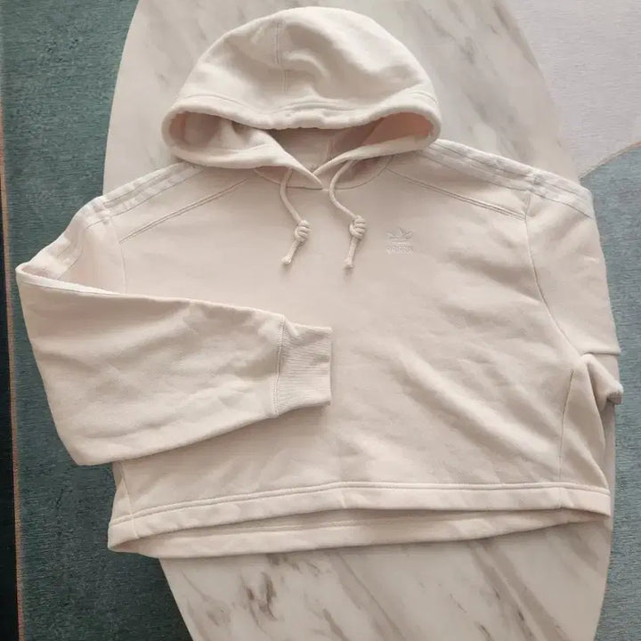[BUNJANG] Adidas Cream Ivory Hoodie / 거의 새상품. 아디다스 크림아이보리 후드  44  ~  66  모두 가능
