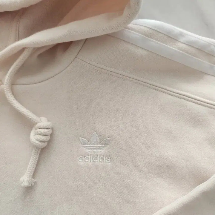 [BUNJANG] Adidas Cream Ivory Hoodie / 거의 새상품. 아디다스 크림아이보리 후드  44  ~  66  모두 가능