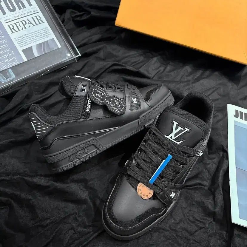 [BUNJANG] LV Lightweight Sneakers / LV 가벼운 운동화