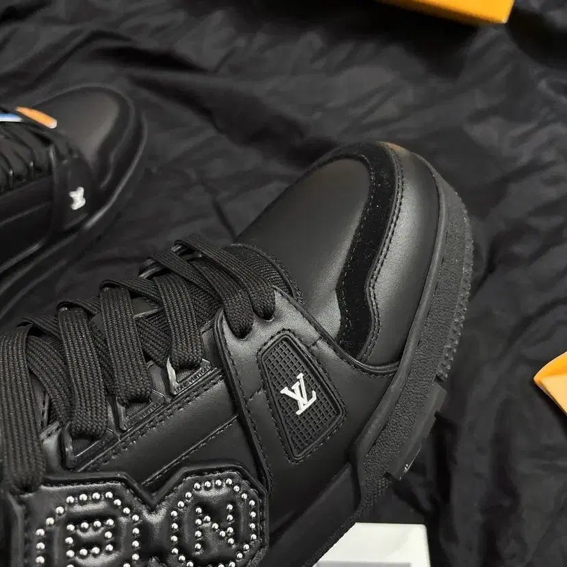 [BUNJANG] LV Lightweight Sneakers / LV 가벼운 운동화