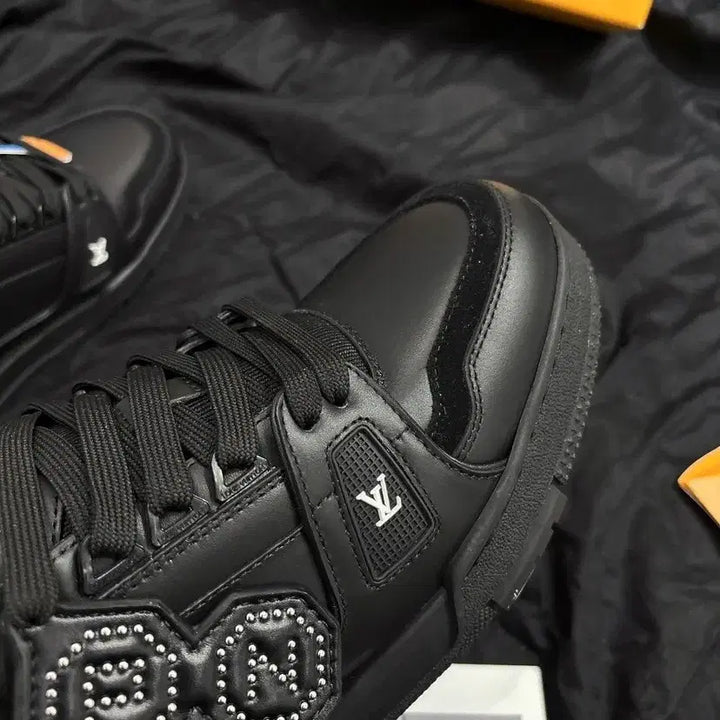 [BUNJANG] LV Lightweight Sneakers / LV 가벼운 운동화