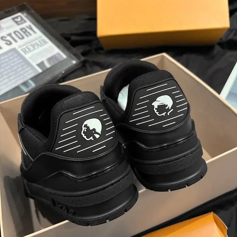 [BUNJANG] LV Lightweight Sneakers / LV 가벼운 운동화