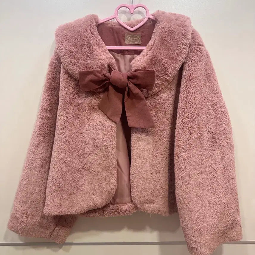 [BUNJANG] Robeneb Ribbon Fur Cape Jacket Pink / 로브네브 리본 퍼 케이프 자켓 핑크