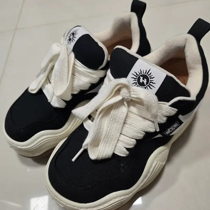 [SOLD OUT] [43] xheyday 신발 블랙