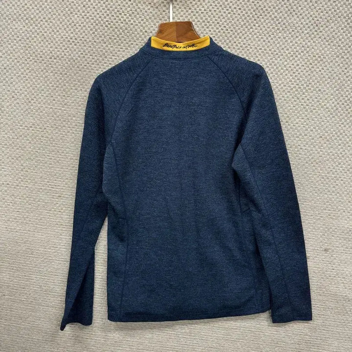 [SOLD OUT] 빈폴 캐주얼 자수로고 긴팔 카라티 95 M10158