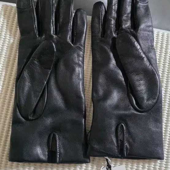 [BUNJANG] Coach Women's Leather Gloves / (새상품)코치 여성 가죽장갑 판매합니다