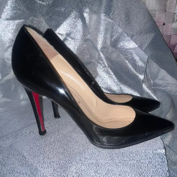 [BUNJANG] Christian Louboutin Patent Leather Stiletto High Heels / 크리스챤 루부탱 에나멜 스틸레토 하이힐
