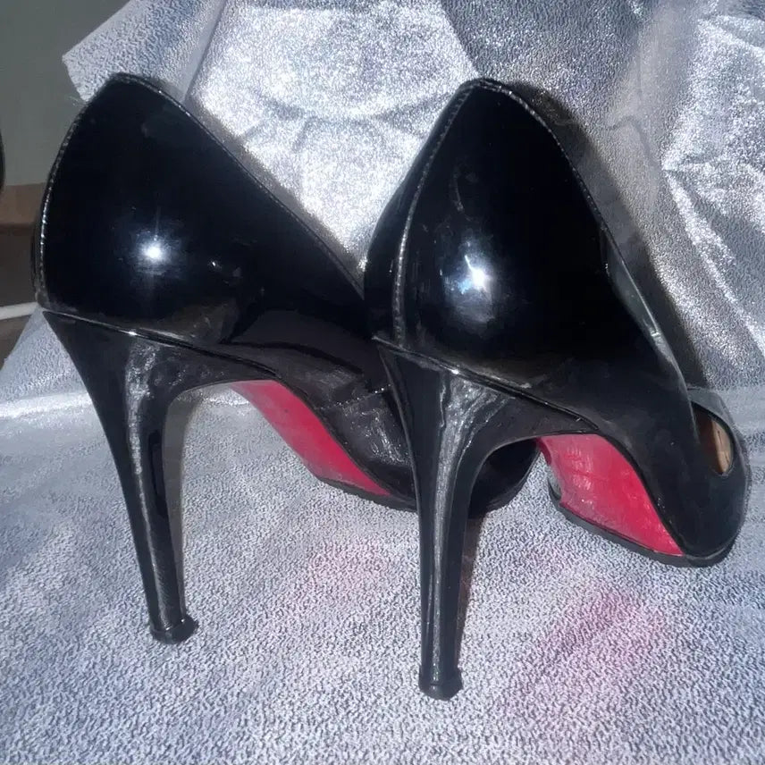 [BUNJANG] Christian Louboutin Patent Leather Stiletto High Heels / 크리스챤 루부탱 에나멜 스틸레토 하이힐
