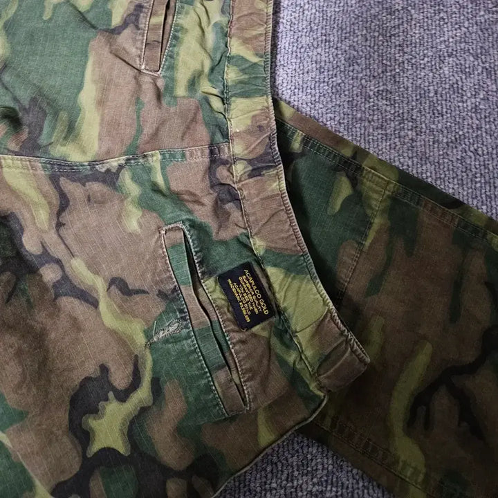 [BUNJANG] ACAPULCO GOLD Camo Military Pants / ACAPULCO GOLD 카모 밀리터리 바지 판매합니다