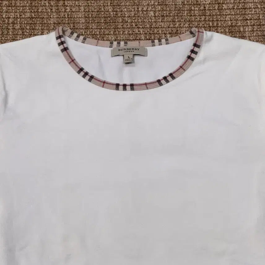 [BUNJANG] Burberry White Long Sleeve T-Shirt / 버버리 화이트 긴팔티