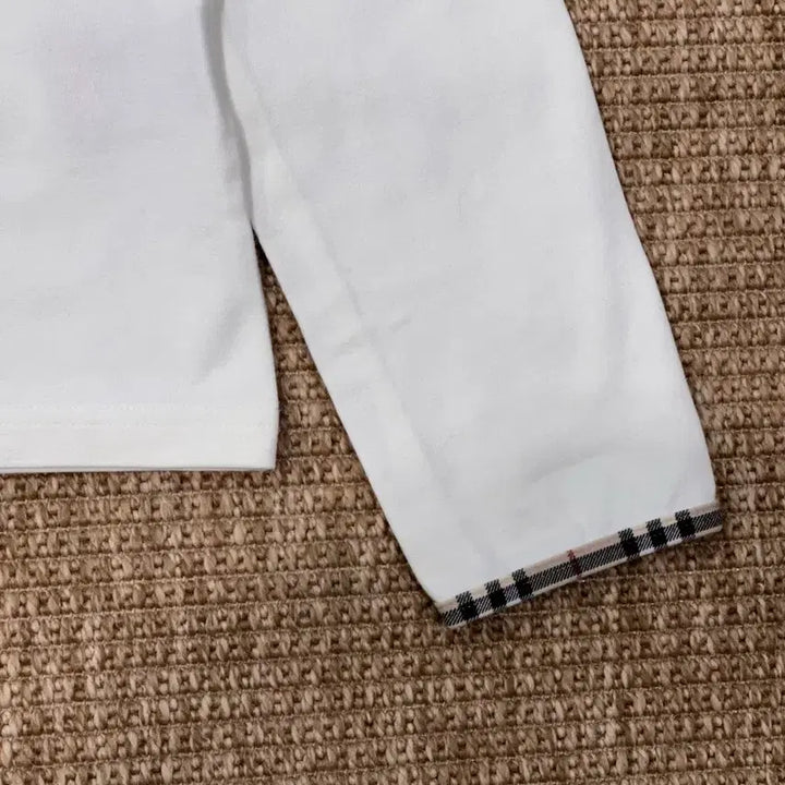 [BUNJANG] Burberry White Long Sleeve T-Shirt / 버버리 화이트 긴팔티