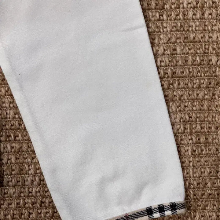 [BUNJANG] Burberry White Long Sleeve T-Shirt / 버버리 화이트 긴팔티